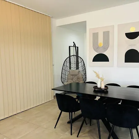 Moderne Privee Avec Piscine, Vue Montagne 3 别墅 Pennautier